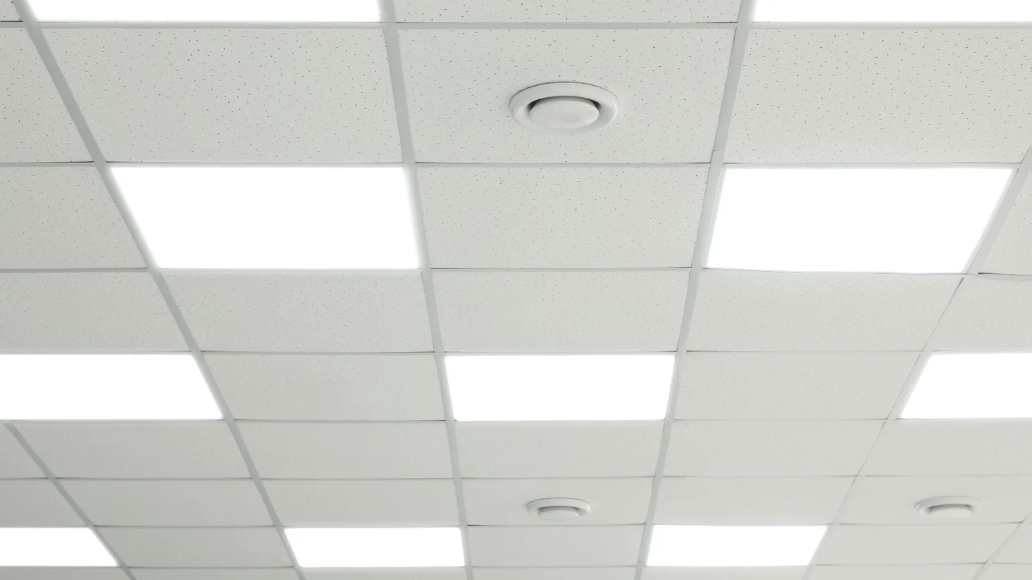 Edgelit versus backlit LED flat panels